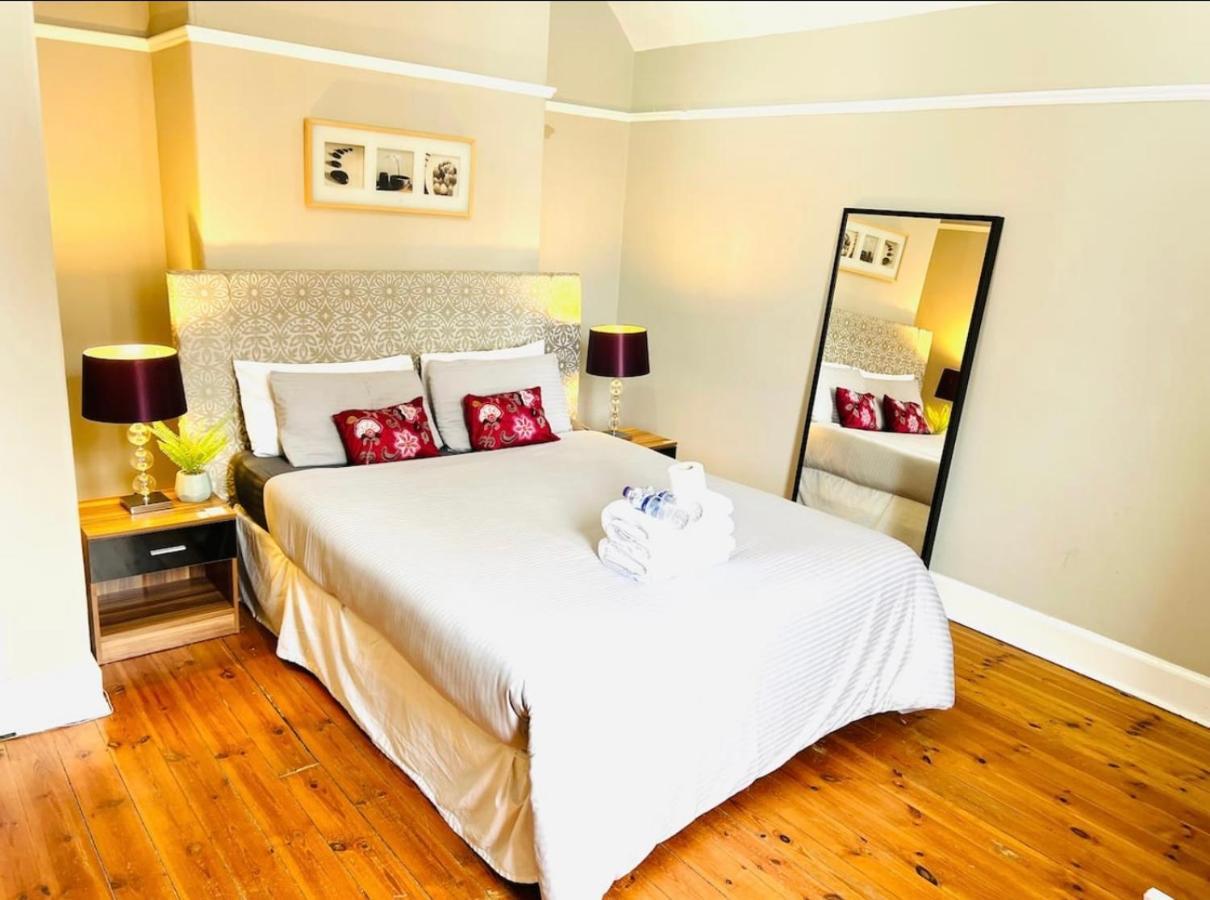Leith Walk Villa Budget Guest House エディンバラ エクステリア 写真