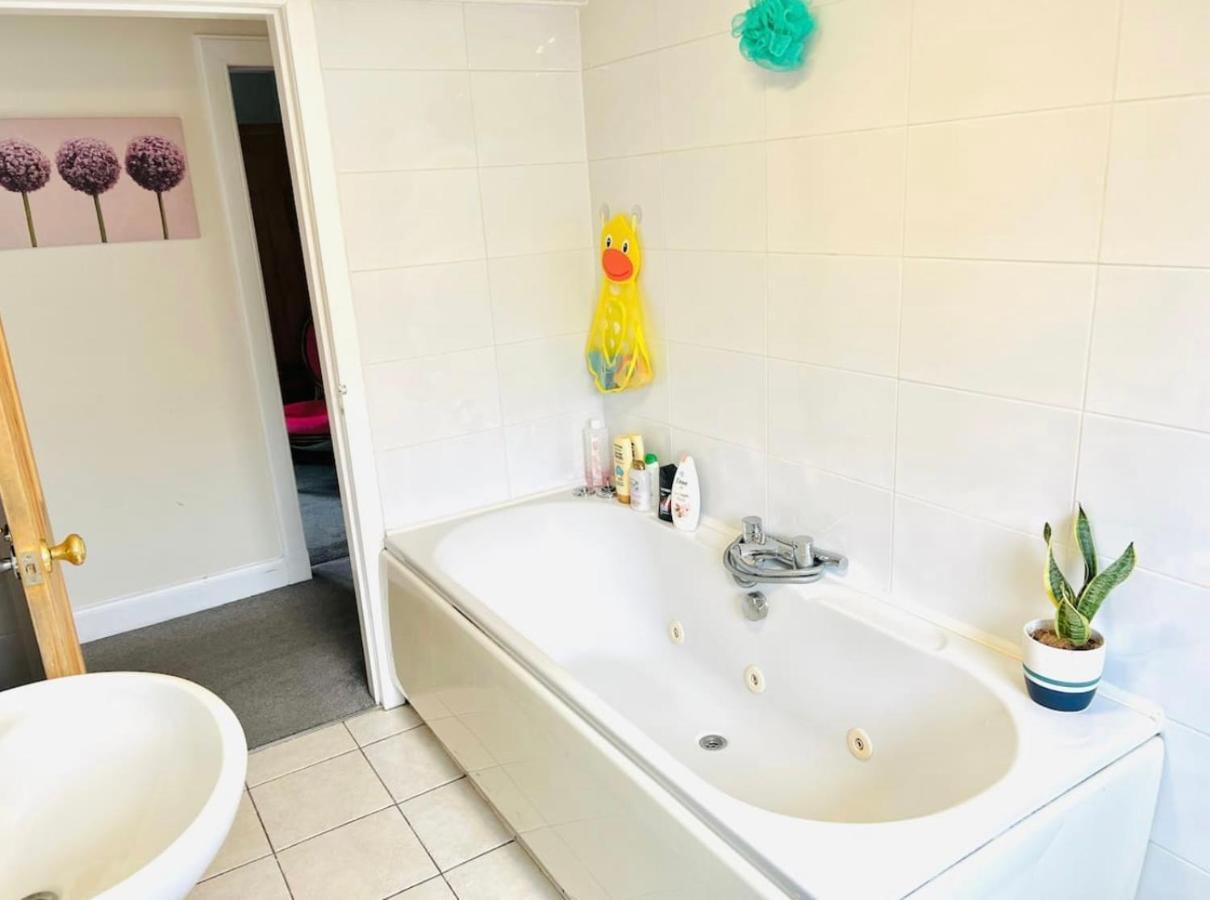Leith Walk Villa Budget Guest House エディンバラ エクステリア 写真